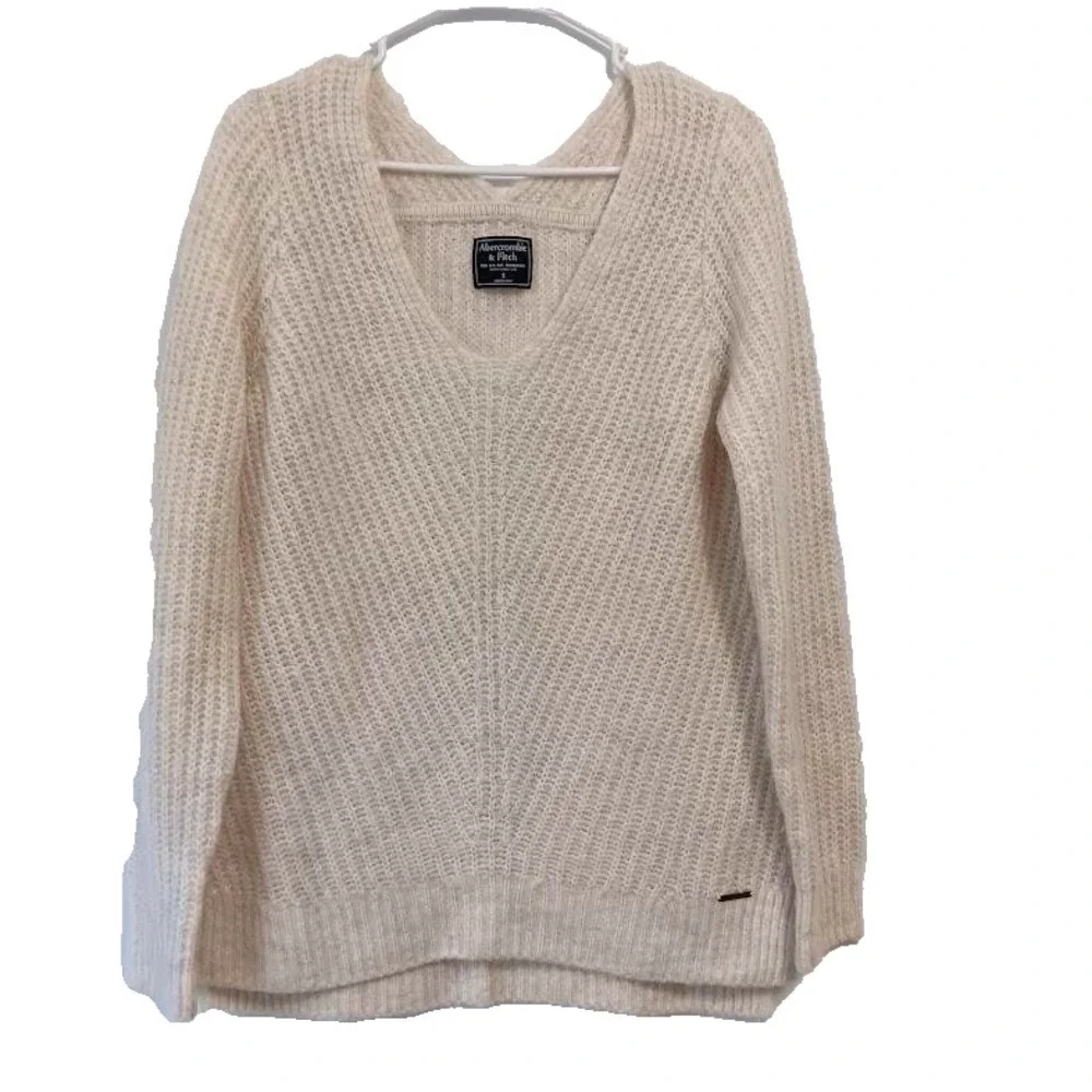 Abercrombie &‎ Fitch Sweater Womens Small Cream V Neck Waffle Knit Ribbed Cozy